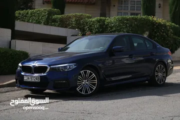  1 BMW 530e 2019 Plug-In Hybrid M-Kit (new battery installed بطارية   (جديدة من الوكالة