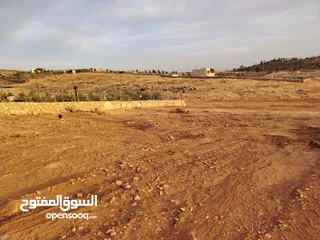  5 قطعه ارض مميزه وبسعر مغري
