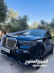  4 BMW X7 40i 2019 M Package