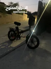  6 بسم الله موجود بسكليت كهربا عجل عريض جنط مغنيسيوم بسكليت نضيف وحالتو جديده مستعمل مش مهيون بطاريه 48