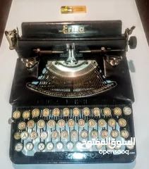  1 3 آلات طابعة يدوية وواحدة كهرباء . الاسعار والتفاصيل في الوصف.