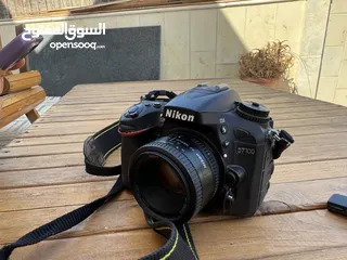  1 Camera Nikon 7100