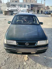  24 اوبل فيكترا موديل 1995 بحاله جيده  منتهي ترخيصها سنه للبيع ماتور 16 حلاب جير عادي 5 غيار فتحه بالسقف