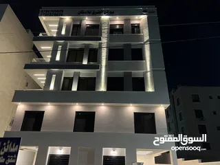  3 شقق طابقية للبيع 165 متر في مدينة الشرق موقع مميز جدا