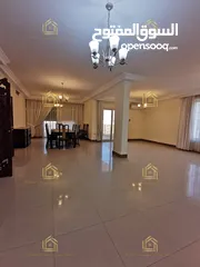  2 شقة فارغة - دير غبار - 4نوم - 280م - مطلة - قريبة من الخدمات العامة