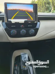  14 تويوتا كورولا 2021 لون شمباني بنزين اصلي ماتور cc1600 فحص كامل جمرك حديث