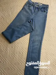 2 Levi’s Jeans