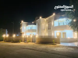  1 بيت شبه فيلا متلاصقه للبيع
