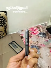  7 ميت 40 برو مع الشاحن معفي ضريبة حمايه في الظهر فيه خبطه في الشاشه لا تأثر على الاستعمال 256جيجا 5G
