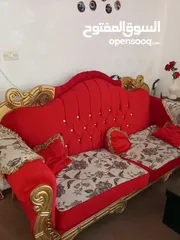  4 طقم كنب للبيع بحاله ممتازه خشب زان لون خمري 7 مقاعد للاستفسار