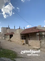  1 منزل / بيت مستقل طابقين دوبلكس مع حديقة وترس