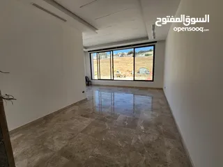 10 شقة أرضية مميزة في عبدون للبيع بموقع حيوي   الرقم المرجعي : 14199