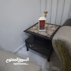  4 طقم طربيزات 3 قطع خشب ثقيل ومكيف جامبو للبيع
