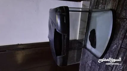  2 حوض سمك اجنبي