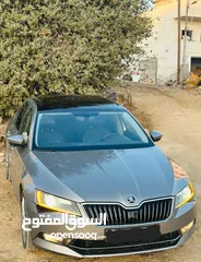  14 سكودا سوبير بنزين 2019 قوه محرك 2000 بجي 4 /4  280حصان تامين وترخيص شامل لعام كامل عداد قليل