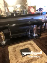  11 ثلاجه وفرن غاز بحاله ممتازه بسعر مغري بداعي السفر