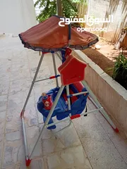  1 مرجيحة اطفال منزليه بحالة الجديد للبيع
