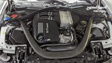  12 BMW M4 completion Lci - 2018