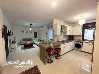  3 شقه للبيع طابق ارضي مع حديقه في الطيره