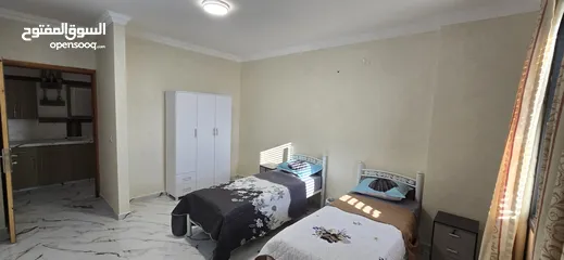  7 شقق سكنية للإيجار بتشطيبات متكاملة في مدينة طولكرم، مع خيارات مفروشة وغير مفروشة.