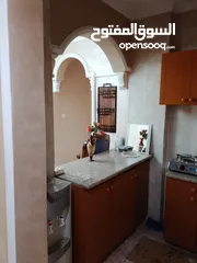  3 شقة سوبر لوكس مفروشه قرب المولات والمستشفيات والحدائق