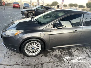  1 Ford فوكس كهربائية بالكامل موديل 2015