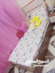  1 تخت تركي بكرتونته للبيع نفس الي في الصورة للبيع