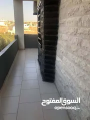  6 بيت مستقل للبيع