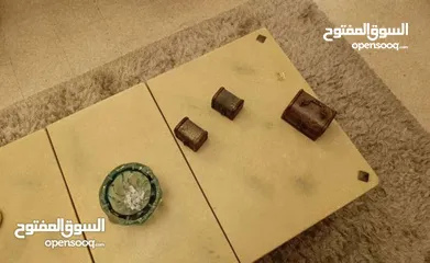  8 طاولة وسط و ملحقين