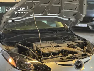  13 مازدا 2 هاتشباك 2013  فحص جيد  صيانة وكالة  حالة ممتازة  اقتصادية وعملية