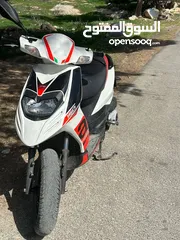  3 Aprilia 22