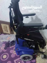  1 كرسي كهربائي متحرك النوعية التي تساعد على الوقوف