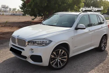  1 BMW X5M V8