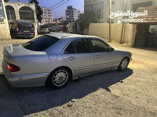  4 Mercedes W210 e220 cdi 2002