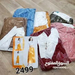  5 فساتين نسائي سعرالدرزن 22000ريال