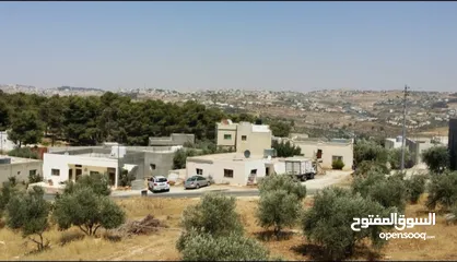  1 أرض في زبود مطلة أجمل اطلالة
