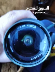  4 كاميرا نيكونD3000