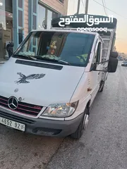  1 مرسيدس 416 للبيع موديل 2002