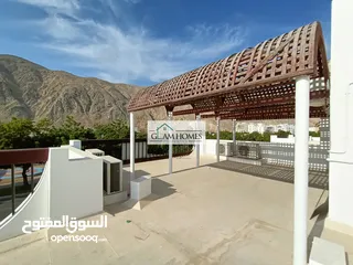  11 Beautiful and grand villa for rent at a serene locality Ref: 389H