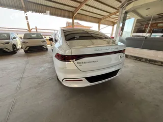  16 BYD QIN PLUS 2022  لون أبيض لؤلؤي مستعمل بحال الوكالة