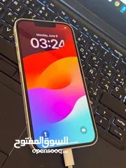  2 ايفون 13لون ابيض ولون كحلي بطاريه 95 الجهازين وكاله عالفحص ولا مغير ولا مرفوع التواصل