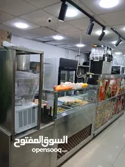  3 محل تجاري فخم جدا للبيع