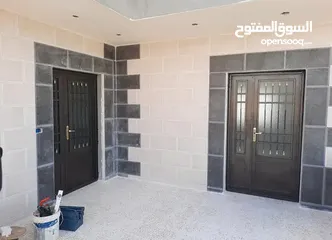  4 ابواب وشابيك حمايه و دربزينات  تفصيل