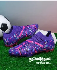  9 حذاء كرة قدم مقاس 38