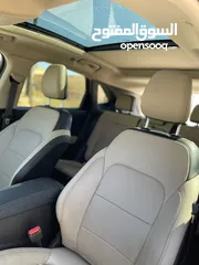  7 Ford Escape 2020 Titanum