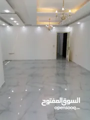  4 شقه بالرابيه خلف جامع الكالوتي