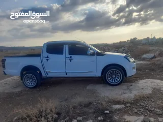 6 ايسوزو ديماكس 2013
