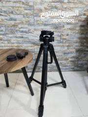  3 بيع كاميرا مستعمل شبه جديد canon 700D