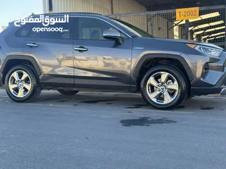  18 TOYOTA_RAV4_Hybrid