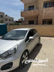  5 كيا ريو موديل 2012 هانج باك مالك واحد من الوكالة ماشية 40 ألف كم فقط فحص7 جيد و صيانة عند الوكالة